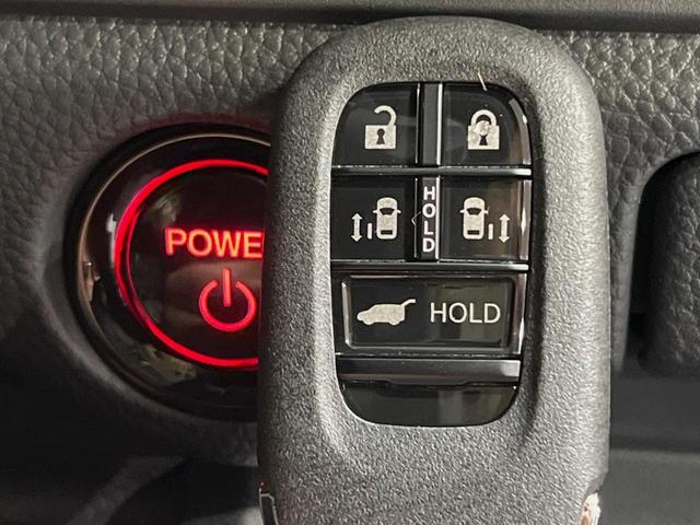 ステップワゴン ｅ：ＨＥＶスパーダ　純正１１．４型ホンダコネクトナビ　登録済未使用車　両側電動ドア　電動リアゲート　後席オットマンシート　シートヒーター　ブラインドスポットモニター　衝突軽減システム　クリアランスソナー　ＬＥＤヘッド（47枚目）