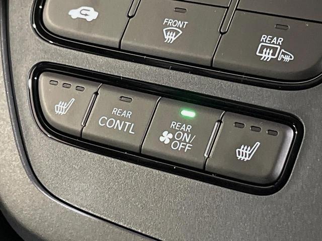 ステップワゴン ｅ：ＨＥＶスパーダ　純正１１．４型ホンダコネクトナビ　登録済未使用車　両側電動ドア　電動リアゲート　後席オットマンシート　シートヒーター　ブラインドスポットモニター　衝突軽減システム　クリアランスソナー　ＬＥＤヘッド（60枚目）