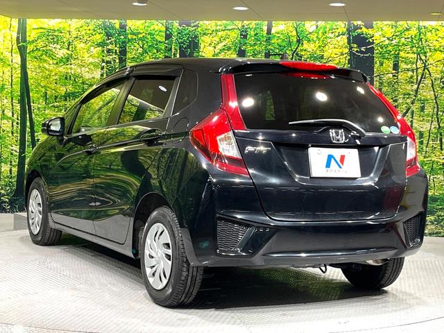 フィット １３Ｇ・Ｆパッケージ　コンフォートエディション　ＳＤナビ　バックカメラ　禁煙車　ＬＥＤヘッドライト　ＥＴＣ　ドライブレコーダー　シートヒーター　フルセグＴＶ　Ｂｌｕｅｔｏｏｔｈ　スマートキー　プッシュスタート　オートエアコン（32枚目）