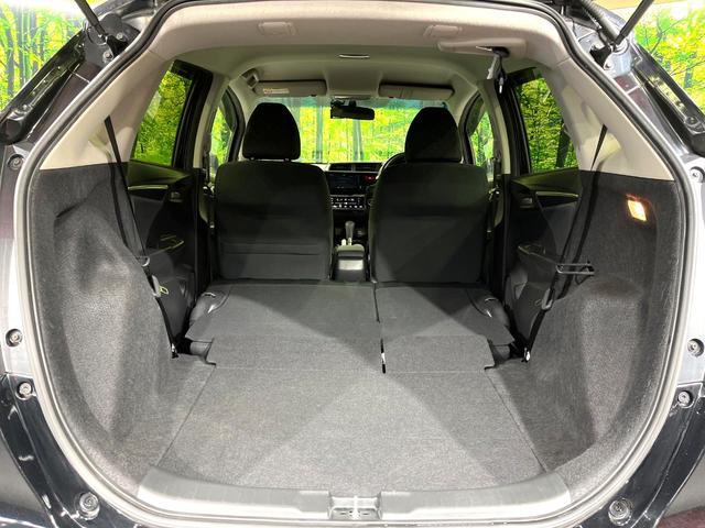 フィット １３Ｇ・Ｆパッケージ　コンフォートエディション　ＳＤナビ　バックカメラ　禁煙車　ＬＥＤヘッドライト　ＥＴＣ　ドライブレコーダー　シートヒーター　フルセグＴＶ　Ｂｌｕｅｔｏｏｔｈ　スマートキー　プッシュスタート　オートエアコン（35枚目）