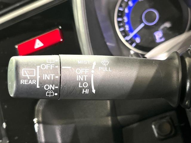 フィット １３Ｇ・Ｆパッケージ　コンフォートエディション　ＳＤナビ　バックカメラ　禁煙車　ＬＥＤヘッドライト　ＥＴＣ　ドライブレコーダー　シートヒーター　フルセグＴＶ　Ｂｌｕｅｔｏｏｔｈ　スマートキー　プッシュスタート　オートエアコン（43枚目）