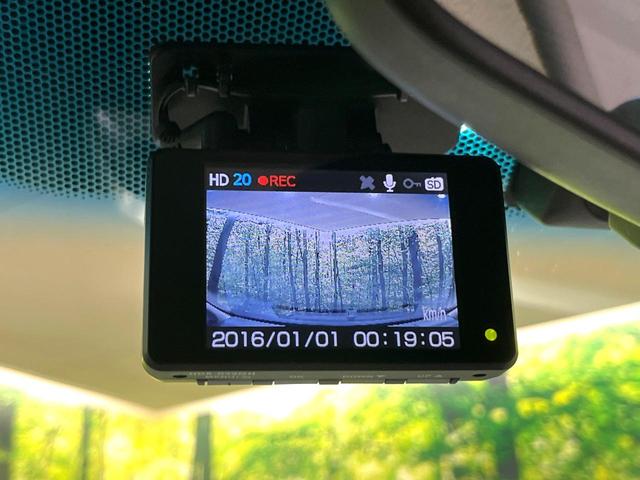 フィット １３Ｇ・Ｆパッケージ　コンフォートエディション　ＳＤナビ　バックカメラ　禁煙車　ＬＥＤヘッドライト　ＥＴＣ　ドライブレコーダー　シートヒーター　フルセグＴＶ　Ｂｌｕｅｔｏｏｔｈ　スマートキー　プッシュスタート　オートエアコン（49枚目）