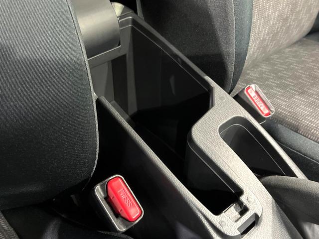 フィット １３Ｇ・Ｆパッケージ　コンフォートエディション　ＳＤナビ　バックカメラ　禁煙車　ＬＥＤヘッドライト　ＥＴＣ　ドライブレコーダー　シートヒーター　フルセグＴＶ　Ｂｌｕｅｔｏｏｔｈ　スマートキー　プッシュスタート　オートエアコン（56枚目）