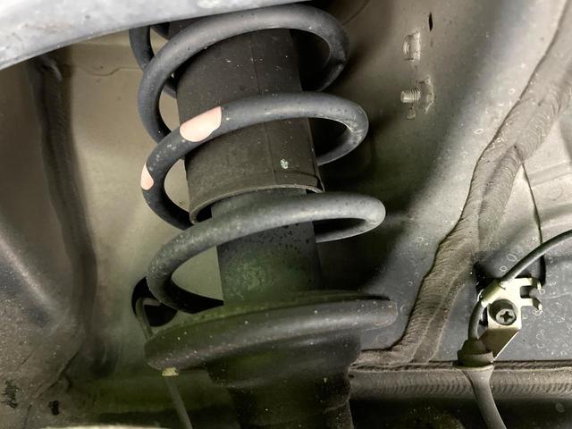 ハスラー G 禁煙車 SDナビ 地デジ 衝突軽減システム 前席シートヒーター スマートキー プッシュスタート オートエアコン シートアンダーボックス シートリフター アイドリングストップ ベンチシート(21枚目)