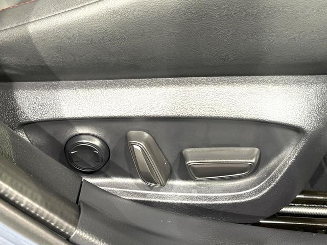 プリウス Ｚ　純正１２．３型ナビ　全周囲カメラ　１００Ｖ電源　２．０ＥＴＣ　電動リアゲート　前席シートエアコン　パワーシート　ドラレコ　コーナーセンサー　スマートキー　ＬＥＤヘッドライト　禁煙車　純正アルミホイール（38枚目）