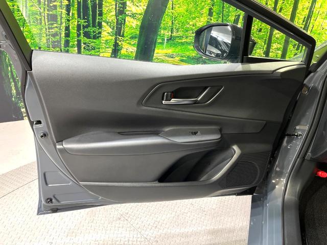 プリウス Ｚ　純正１２．３型ナビ　全周囲カメラ　１００Ｖ電源　２．０ＥＴＣ　電動リアゲート　前席シートエアコン　パワーシート　ドラレコ　コーナーセンサー　スマートキー　ＬＥＤヘッドライト　禁煙車　純正アルミホイール（45枚目）