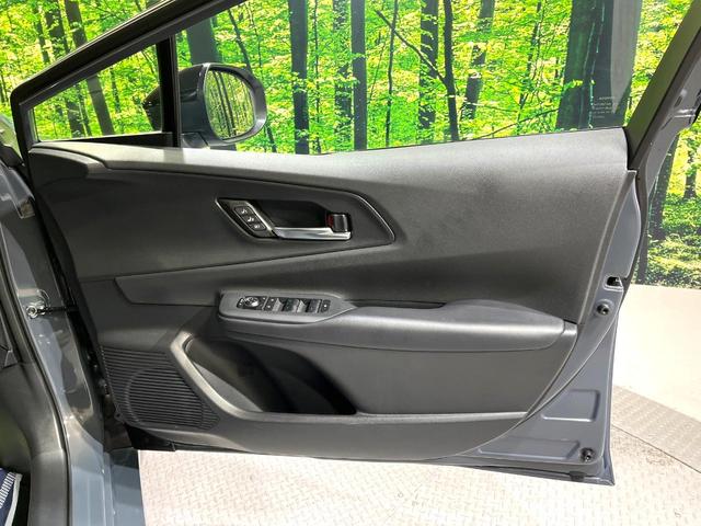 プリウス Ｚ　純正１２．３型ナビ　全周囲カメラ　１００Ｖ電源　２．０ＥＴＣ　電動リアゲート　前席シートエアコン　パワーシート　ドラレコ　コーナーセンサー　スマートキー　ＬＥＤヘッドライト　禁煙車　純正アルミホイール（46枚目）