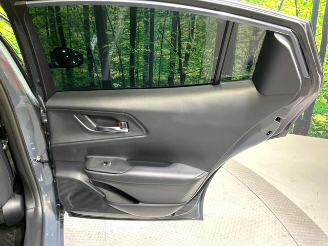 プリウス Ｚ　純正１２．３型ナビ　全周囲カメラ　１００Ｖ電源　２．０ＥＴＣ　電動リアゲート　前席シートエアコン　パワーシート　ドラレコ　コーナーセンサー　スマートキー　ＬＥＤヘッドライト　禁煙車　純正アルミホイール（48枚目）