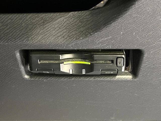 アクア Ｓスタイルブラック　ＳＤナビ　バックカメラ　衝突被害軽減システム　禁煙車　ドラレコ　コーナーセンサー　スマートキー　ＬＥＤヘッド　ビルトインＥＴＣ　オートハイビーム　オートライト　オートエアコン　Ｂｌｕｅｔｏｏｔｈ　ＣＤ（5枚目）