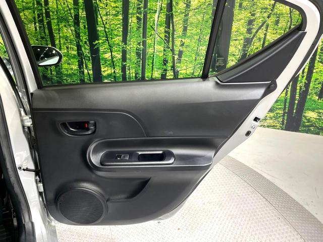 アクア Ｓスタイルブラック　ＳＤナビ　バックカメラ　衝突被害軽減システム　禁煙車　ドラレコ　コーナーセンサー　スマートキー　ＬＥＤヘッド　ビルトインＥＴＣ　オートハイビーム　オートライト　オートエアコン　Ｂｌｕｅｔｏｏｔｈ　ＣＤ（48枚目）