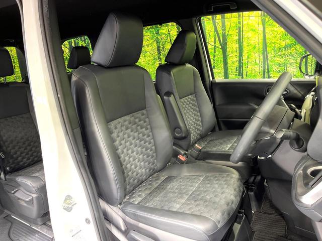 ヴォクシー Ｓ－Ｚ　両側電動ドア　バックカメラ　衝突被害軽減システム　レーダークルーズ　禁煙車　ハーフレザーシート　ドラレコ　コーナーセンサー　スマートキー　ＬＥＤヘッド　ＥＴＣ２．０　純正１７インチアルミ（8枚目）