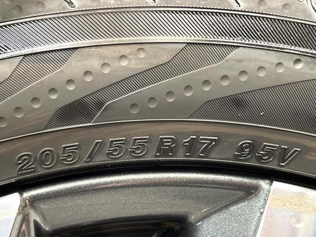 ヴォクシー Ｓ－Ｚ　両側電動ドア　バックカメラ　衝突被害軽減システム　レーダークルーズ　禁煙車　ハーフレザーシート　ドラレコ　コーナーセンサー　スマートキー　ＬＥＤヘッド　ＥＴＣ２．０　純正１７インチアルミ（52枚目）