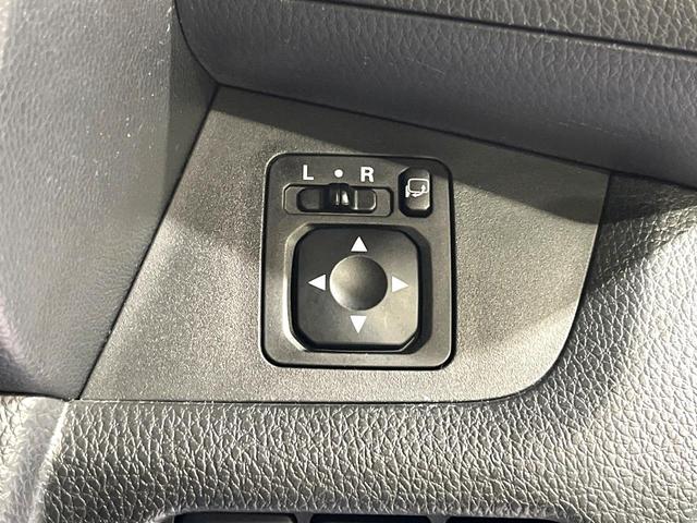 デイズルークス Ｘ　Ｖセレクション　両側電動ドア　衝突被害軽減システム　禁煙車　スマートキー　純正１４インチアルミ　オートエアコン　純正ＣＤオーディオ　ロールシェード　電動格納ドアミラー　リアサーキュレーター（8枚目）