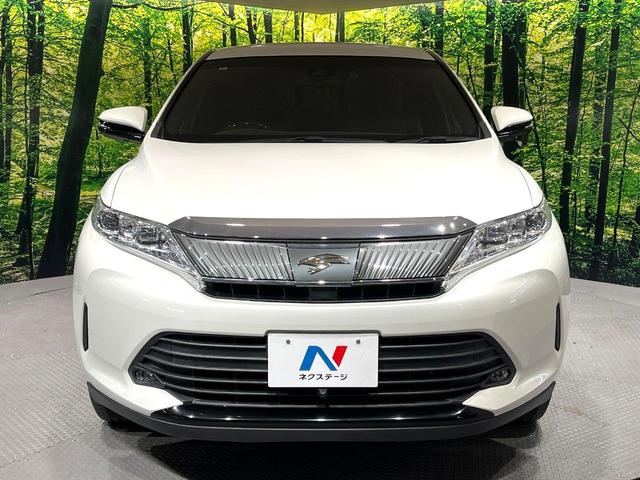 ハリアー プレミアム　純正９型ナビ　バックカメラ　ＥＴＣ　ドラレコ　禁煙車　三眼ＬＥＤヘッド　シーケンシャルウィンカー　電動リアゲート　電子パーキング　パワーシート　クリアランスソナー　衝突軽減　レーダークルーズ（14枚目）
