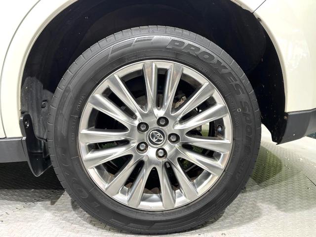 ハリアー プレミアム　純正９型ナビ　バックカメラ　ＥＴＣ　ドラレコ　禁煙車　三眼ＬＥＤヘッド　シーケンシャルウィンカー　電動リアゲート　電子パーキング　パワーシート　クリアランスソナー　衝突軽減　レーダークルーズ（53枚目）