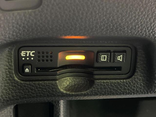 Ｎ－ＢＯＸカスタム Ｇ・ＥＸホンダセンシング　両側パワースライドドア　純正８型ナビ　バックカメラ　ＥＴＣ　ドライブレコーダー　禁煙車　シートヒーター　シーケンシャルウィンカー　ＬＥＤヘッド　衝突軽減　レーダークルーズ　助手席スーパースライド（6枚目）