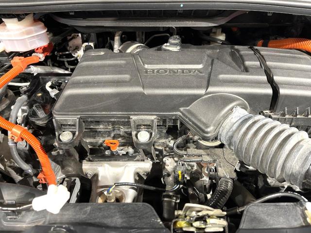 ステップワゴン ｅ：ＨＥＶスパーダ　プレミアムライン　純正１１．４型ナビ　両側電動ドア　全周囲カメラ　衝突被害軽減システム　禁煙車　電動リアゲート　ハーフレザーシート　コーナーセンサー　ＬＥＤヘッド　ビルトインＥＴＣ　純正１７インチアルミ（19枚目）