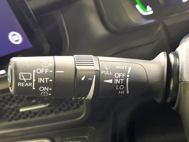 ステップワゴン ｅ：ＨＥＶスパーダ　プレミアムライン　純正１１．４型ナビ　両側電動ドア　全周囲カメラ　衝突被害軽減システム　禁煙車　電動リアゲート　ハーフレザーシート　コーナーセンサー　ＬＥＤヘッド　ビルトインＥＴＣ　純正１７インチアルミ（30枚目）