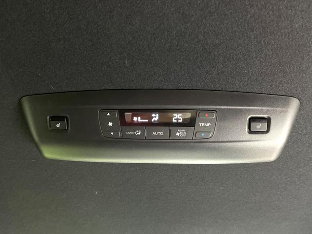 ステップワゴン ｅ：ＨＥＶスパーダ　プレミアムライン　純正１１．４型ナビ　両側電動ドア　全周囲カメラ　衝突被害軽減システム　禁煙車　電動リアゲート　ハーフレザーシート　コーナーセンサー　ＬＥＤヘッド　ビルトインＥＴＣ　純正１７インチアルミ（37枚目）