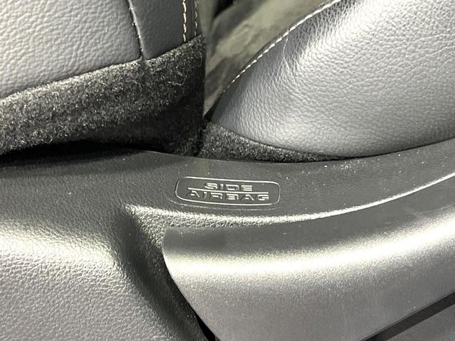 ステップワゴン ｅ：ＨＥＶスパーダ　プレミアムライン　純正１１．４型ナビ　両側電動ドア　全周囲カメラ　衝突被害軽減システム　禁煙車　電動リアゲート　ハーフレザーシート　コーナーセンサー　ＬＥＤヘッド　ビルトインＥＴＣ　純正１７インチアルミ（40枚目）