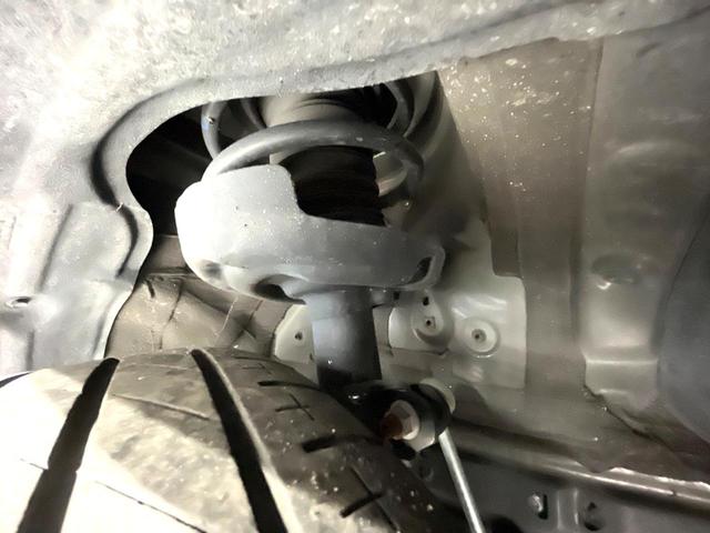 ヴォクシー Ｓ－Ｚ　純正１０．５型ナビ　バックカメラ　両側電動スライドドア　レーダークルーズコントロール　２．０ＥＴＣ　禁煙車　前席シートヒーター　スマートキー　ＬＥＤヘッドライト　フルセグＴＶ　衝突軽減システム（24枚目）