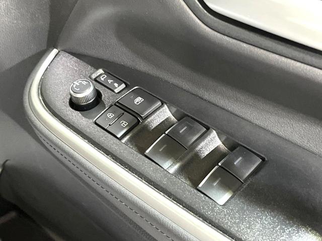 ヴォクシー Ｓ－Ｚ　純正１０．５型ナビ　バックカメラ　両側電動スライドドア　レーダークルーズコントロール　２．０ＥＴＣ　禁煙車　前席シートヒーター　スマートキー　ＬＥＤヘッドライト　フルセグＴＶ　衝突軽減システム（39枚目）