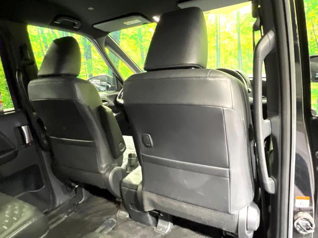 ヴォクシー Ｓ－Ｚ　純正１０．５型ナビ　バックカメラ　両側電動スライドドア　レーダークルーズコントロール　２．０ＥＴＣ　禁煙車　前席シートヒーター　スマートキー　ＬＥＤヘッドライト　フルセグＴＶ　衝突軽減システム（43枚目）