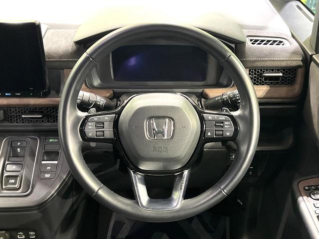 ステップワゴン ｅ：ＨＥＶスパーダ　プレミアムライン　後席モニター　純正１１．４型ナビ　全周囲カメラ　両側電動スライドドア　シートヒーター　禁煙車　スマートキー　ＬＥＤヘッドライト　アダプティブクルーズコントロール　ＥＴＣ　衝突軽減装置（12枚目）