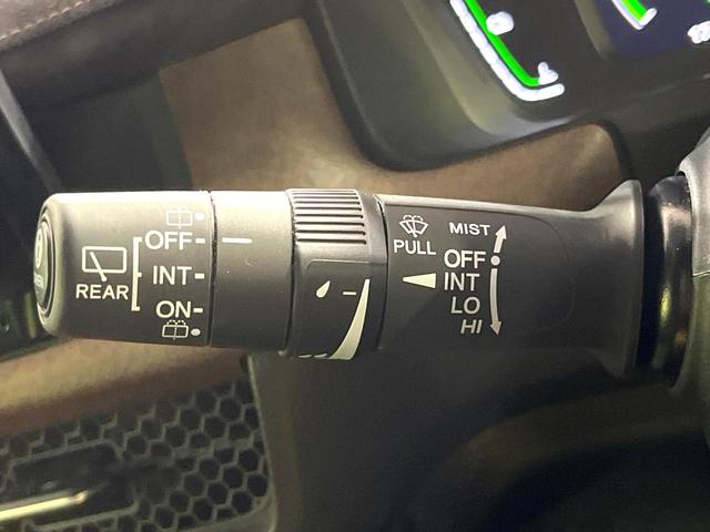 ステップワゴン ｅ：ＨＥＶスパーダ　プレミアムライン　後席モニター　純正１１．４型ナビ　全周囲カメラ　両側電動スライドドア　シートヒーター　禁煙車　スマートキー　ＬＥＤヘッドライト　アダプティブクルーズコントロール　ＥＴＣ　衝突軽減装置（34枚目）