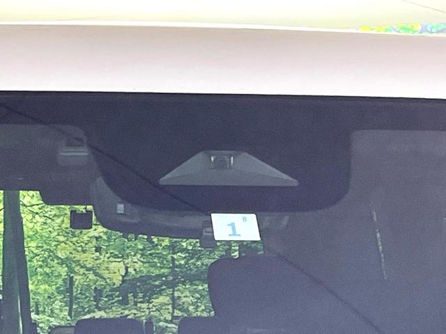 ステップワゴン ｅ：ＨＥＶスパーダ　プレミアムライン　後席モニター　純正１１．４型ナビ　全周囲カメラ　両側電動スライドドア　シートヒーター　禁煙車　スマートキー　ＬＥＤヘッドライト　アダプティブクルーズコントロール　ＥＴＣ　衝突軽減装置（38枚目）