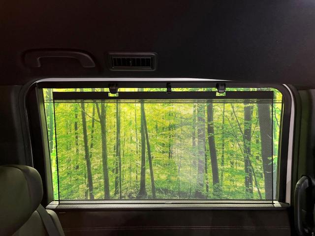 ステップワゴン ｅ：ＨＥＶスパーダ　プレミアムライン　後席モニター　純正１１．４型ナビ　全周囲カメラ　両側電動スライドドア　シートヒーター　禁煙車　スマートキー　ＬＥＤヘッドライト　アダプティブクルーズコントロール　ＥＴＣ　衝突軽減装置（39枚目）