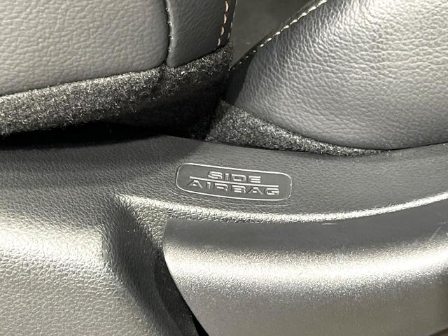 ステップワゴン ｅ：ＨＥＶスパーダ　プレミアムライン　後席モニター　純正１１．４型ナビ　全周囲カメラ　両側電動スライドドア　シートヒーター　禁煙車　スマートキー　ＬＥＤヘッドライト　アダプティブクルーズコントロール　ＥＴＣ　衝突軽減装置（41枚目）