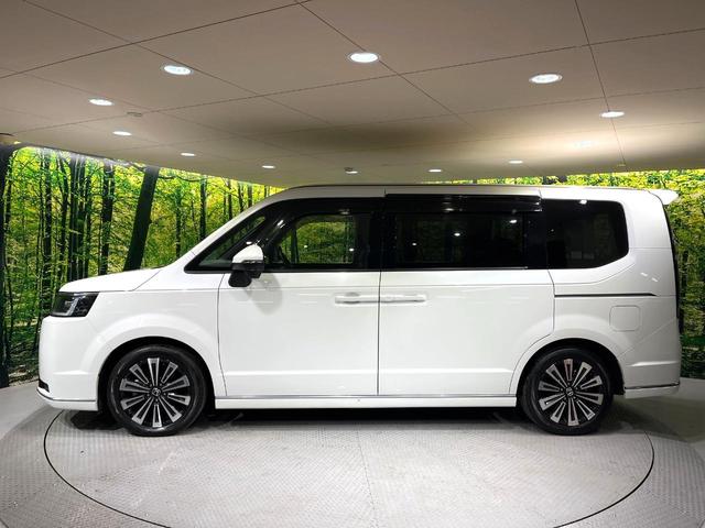 ステップワゴン ｅ：ＨＥＶスパーダ　プレミアムライン　後席モニター　純正１１．４型ナビ　全周囲カメラ　両側電動スライドドア　シートヒーター　禁煙車　スマートキー　ＬＥＤヘッドライト　アダプティブクルーズコントロール　ＥＴＣ　衝突軽減装置（62枚目）