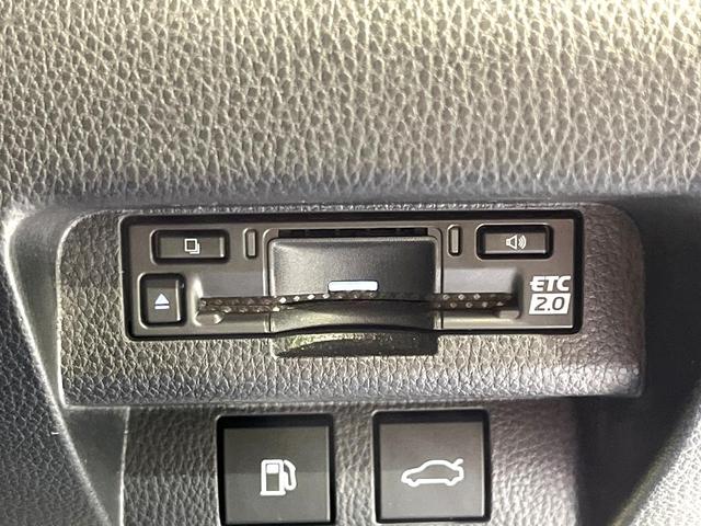 クラウンクロスオーバー Ｇレザーパッケージ　４ＷＤ　１２．３インチ純正ナビ　バックカメラ　衝突被害軽減システム　レーダークルーズ　レザーシート　前席シートエアコン　ドラレコ　スマートキー　ＬＥＤヘッド　ビルトインＥＴＣ　純正２１インチアルミ（36枚目）