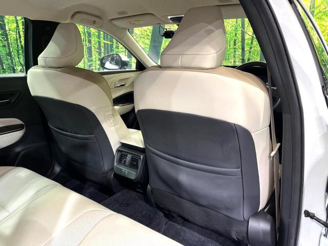 クラウンクロスオーバー Ｇレザーパッケージ　４ＷＤ　１２．３インチ純正ナビ　バックカメラ　衝突被害軽減システム　レーダークルーズ　レザーシート　前席シートエアコン　ドラレコ　スマートキー　ＬＥＤヘッド　ビルトインＥＴＣ　純正２１インチアルミ（47枚目）