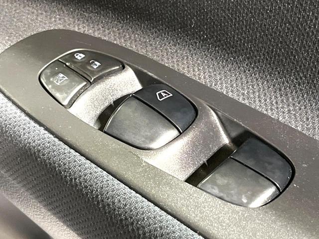 セレナ ハイウェイスター　Ｓ－ハイブリッド　純正ナビ　両側電動ドア　後席モニター　バックカメラ　禁煙車　スマートキー　ＨＩＤヘッド　ＥＴＣ　クルコン　純正１６インチアルミ　オートライト　オートエアコン　Ｂｌｕｅｔｏｏｔｈ　ＤＶＤ再生　フルセグ（39枚目）