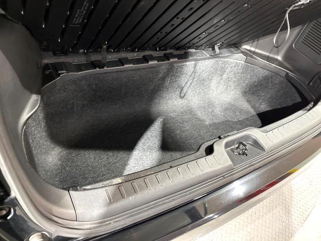 セレナ ハイウェイスター　Ｓ－ハイブリッド　純正ナビ　両側電動ドア　後席モニター　バックカメラ　禁煙車　スマートキー　ＨＩＤヘッド　ＥＴＣ　クルコン　純正１６インチアルミ　オートライト　オートエアコン　Ｂｌｕｅｔｏｏｔｈ　ＤＶＤ再生　フルセグ（49枚目）