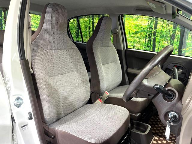 パッソ X 禁煙車 CD 横滑り防止装置 電動格納ドアミラー ヘッドライトレベライザー ドアバイザー コーナーセンサー(8枚目)