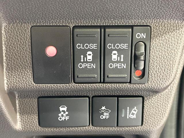 フリードハイブリッド ハイブリッド・Ｇホンダセンシング　純正ナビ　両側電動ドア　バックカメラ　衝突軽減システム　禁煙車　ドラレコ　スマートキー　ＬＥＤヘッド　ＥＴＣ　車線逸脱警報　オートライト　オートエアコン　Ｂｌｕｅｔｏｏｔｈ　ＣＤ　ＤＶＤ再生（7枚目）