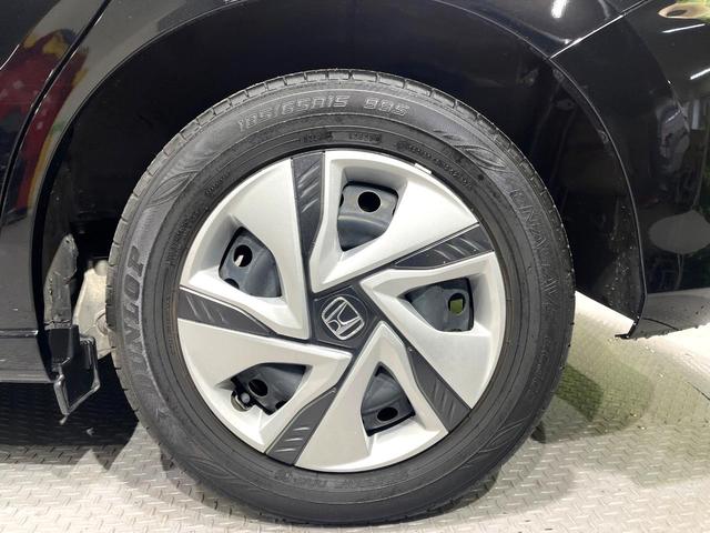 フリードハイブリッド ハイブリッド・Ｇホンダセンシング　純正ナビ　両側電動ドア　バックカメラ　衝突軽減システム　禁煙車　ドラレコ　スマートキー　ＬＥＤヘッド　ＥＴＣ　車線逸脱警報　オートライト　オートエアコン　Ｂｌｕｅｔｏｏｔｈ　ＣＤ　ＤＶＤ再生（25枚目）