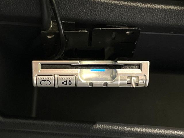 タント カスタムＸ　トップエディションＳＡ　電動スライドドア　衝突被害軽減システム　禁煙車　ハーフレザーシート　スマートキー　ＬＥＤヘッド　ＥＴＣ　純正１４インチアルミ　オートライト　オートエアコン　Ｂｌｕｅｔｏｏｔｈ　ＣＤ　ＤＶＤ再生（4枚目）