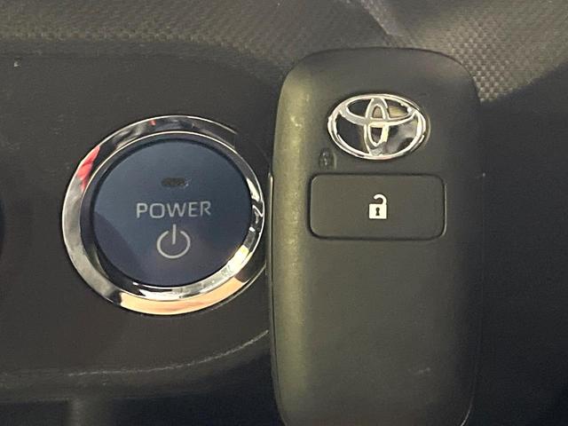 ライズ Ｚ　ハイブリッド　純正９型ナビ　全周囲カメラ　禁煙車　衝突軽減システム　レーダークルーズ　シーケンシャルウィンカー　シートヒーター　電子パーキング　ＥＴＣ　ドライブレコーダー　ステアリングスイッチ（7枚目）