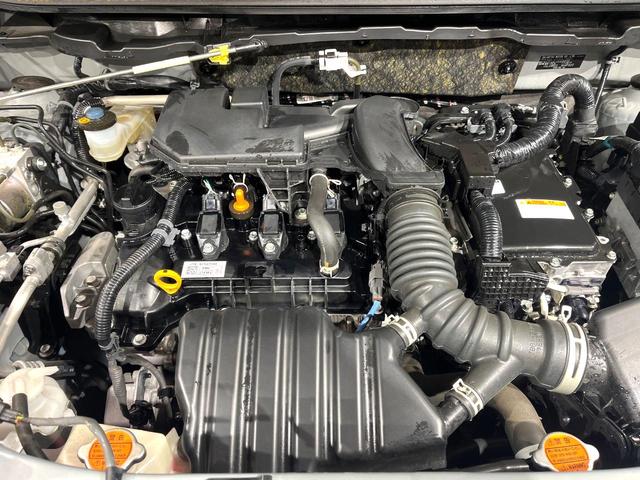 ライズ Ｚ　ハイブリッド　純正９型ナビ　全周囲カメラ　禁煙車　衝突軽減システム　レーダークルーズ　シーケンシャルウィンカー　シートヒーター　電子パーキング　ＥＴＣ　ドライブレコーダー　ステアリングスイッチ（18枚目）