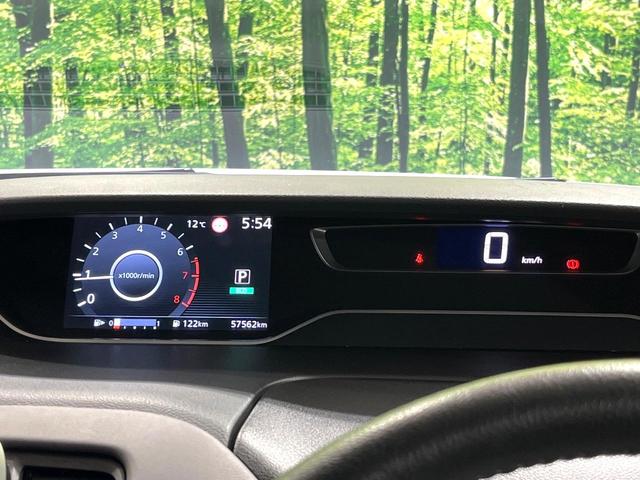 セレナ ハイウェイスターＶ　純正１０型ナビ　全周囲カメラ　ハンズフリー両側電動ドア　衝突軽減システム　禁煙車　ブラインドスポットモニター　リアオートエアコン　クルーズコントロール　ＥＴＣ　クリアランスソナー（30枚目）