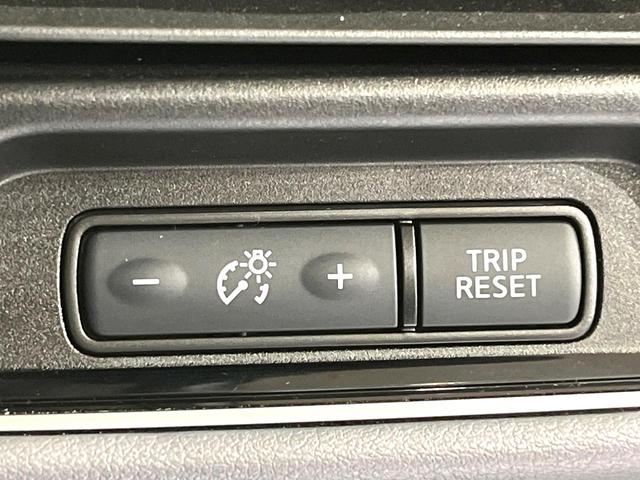 セレナ ハイウェイスターＶ　純正１０型ナビ　全周囲カメラ　ハンズフリー両側電動ドア　衝突軽減システム　禁煙車　ブラインドスポットモニター　リアオートエアコン　クルーズコントロール　ＥＴＣ　クリアランスソナー（35枚目）