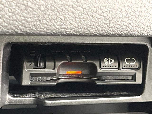 セレナ ハイウェイスターＶ　純正１０型ナビ　全周囲カメラ　ハンズフリー両側電動ドア　衝突軽減システム　禁煙車　ブラインドスポットモニター　リアオートエアコン　クルーズコントロール　ＥＴＣ　クリアランスソナー（37枚目）