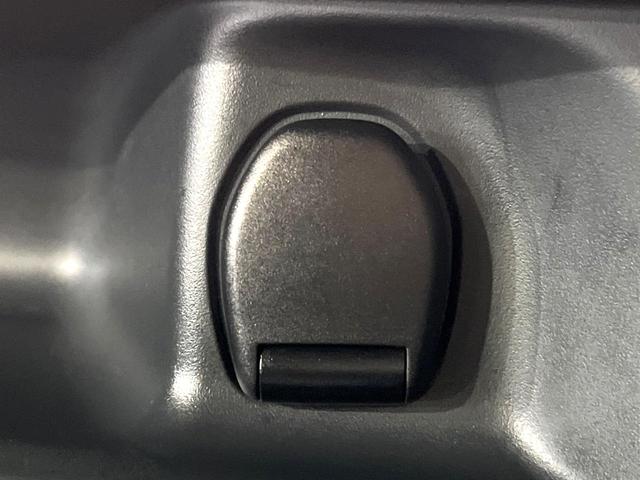 セレナ ハイウェイスターＶ　純正１０型ナビ　全周囲カメラ　ハンズフリー両側電動ドア　衝突軽減システム　禁煙車　ブラインドスポットモニター　リアオートエアコン　クルーズコントロール　ＥＴＣ　クリアランスソナー（48枚目）