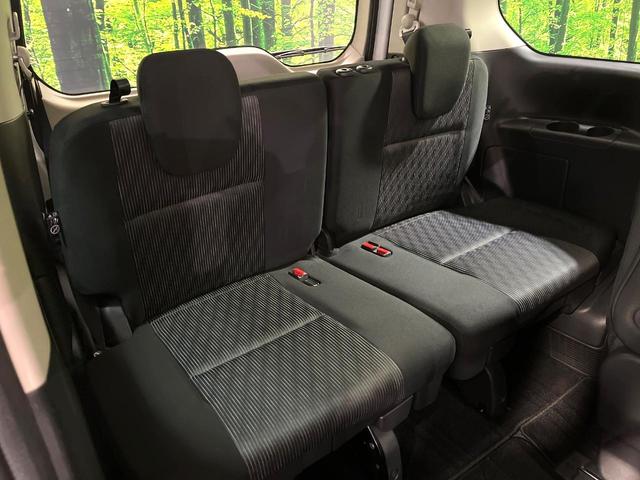 セレナ e-パワー ハイウェイスターV 寒冷地仕様 純正10型ナビ 全周囲カメラ ETC ドライブレコーダー デジタルインナーミラー ブラインドスポットモニター プロパイロット シートヒーター ステアリングヒーター 両側電動ドア 禁煙車(10枚目)