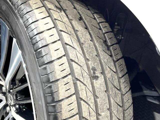 アルファード ２．５Ｓ　Ｃパッケージ　サンルーフ　後席モニター　ブラインドスポットモニター　デジタルインナーミラー　９型ナビ付ディスプレイオーディオ　フルセグＴＶ　三眼ＬＥＤヘッド　シーケンシャルウィンカー　シートエアコン　禁煙車（27枚目）