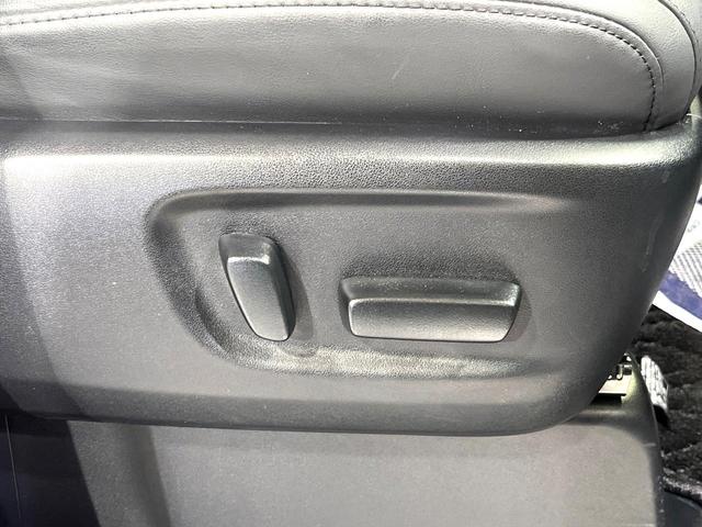 アルファード ２．５Ｓ　Ｃパッケージ　サンルーフ　後席モニター　ブラインドスポットモニター　デジタルインナーミラー　９型ナビ付ディスプレイオーディオ　フルセグＴＶ　三眼ＬＥＤヘッド　シーケンシャルウィンカー　シートエアコン　禁煙車（34枚目）